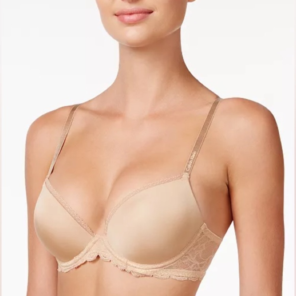 {Calvin Klein} Nude Bra
